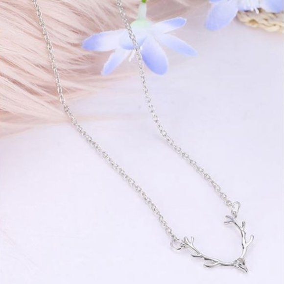 Elk Deer Antlers Necklace (Silver) - Picture 3 of 6